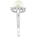 Cultured Freshwater Pearl (7mm) & Diamond (1/20 ct) Halo Ring